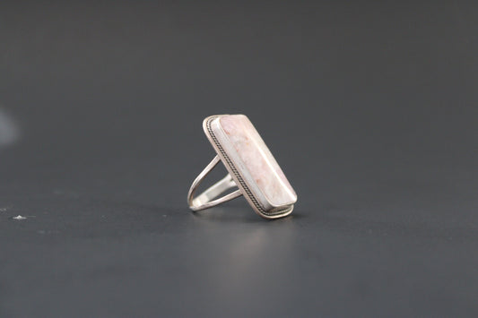 Pink stone ring size 8