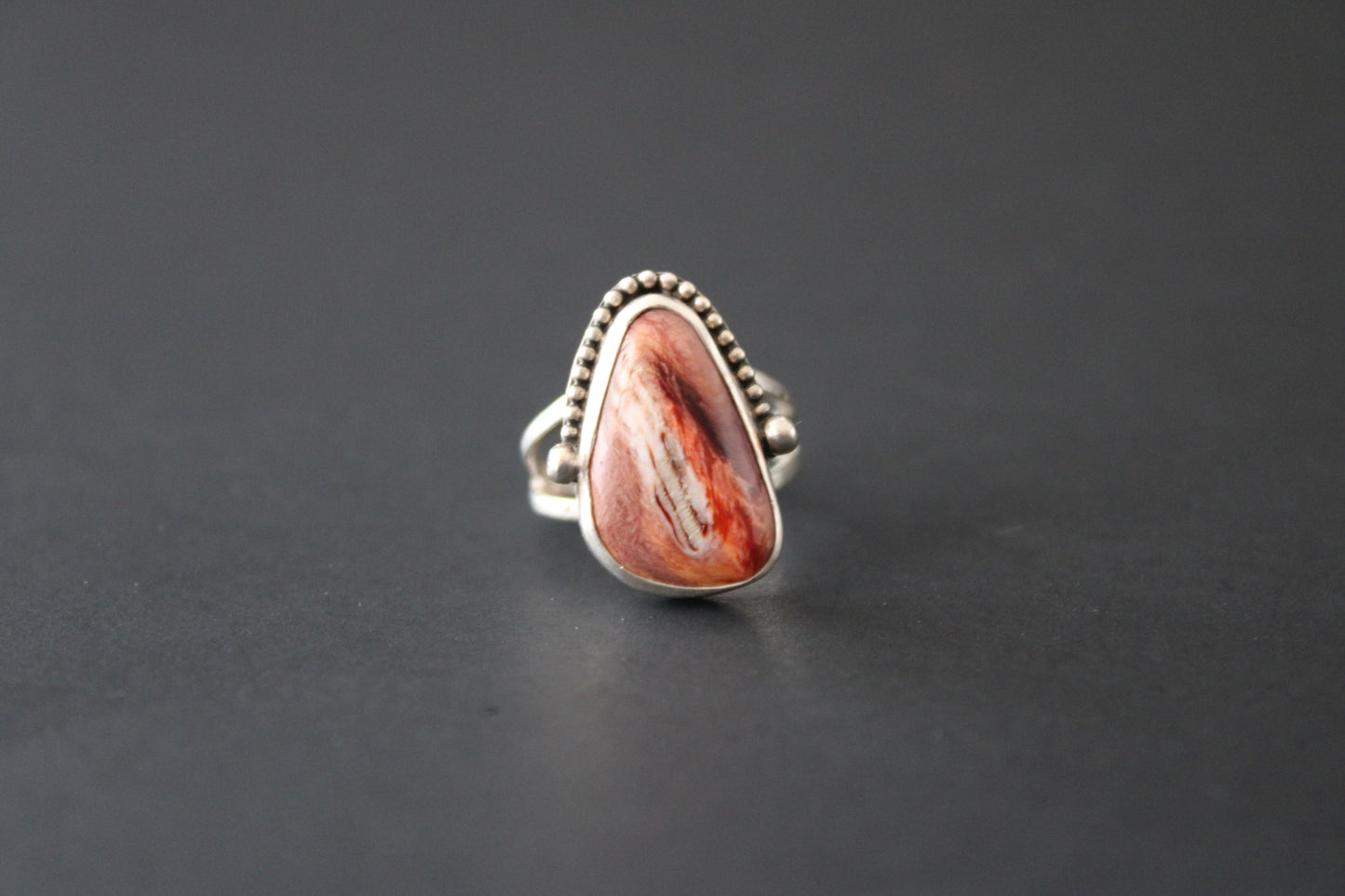 Spiny Oyster ring size 5