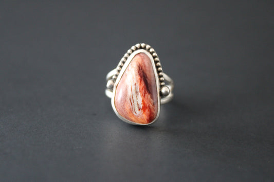 Spiny Oyster ring size 5