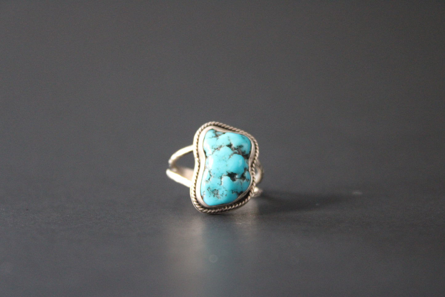 Kingman Turquoise nugget size 5