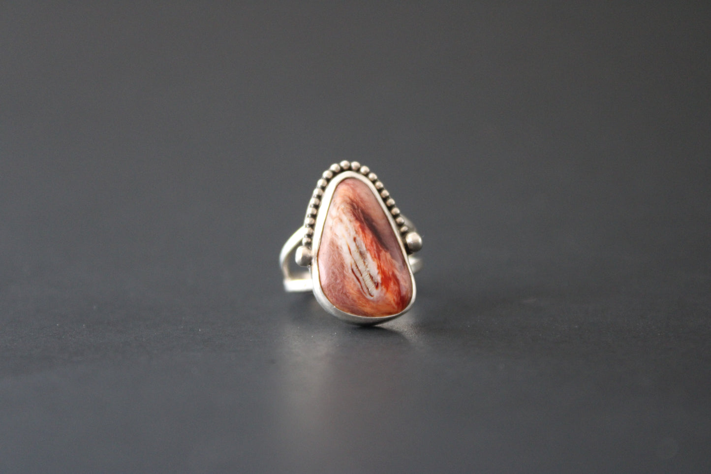 Spiny Oyster ring size 5